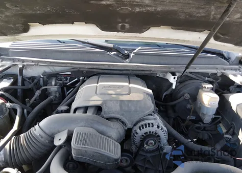 2010 GMC Yukon Xl 1500 Denali из США, поврежденный, VIN 1GKUKMEF1AR113540